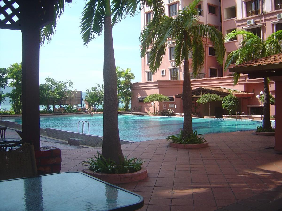 Marina Condominium Holiday Homestay Kota Kinabalu Exterior photo